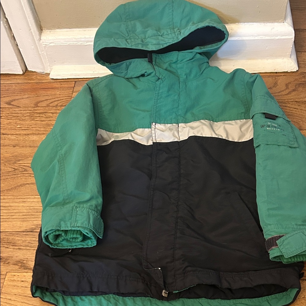 Kids GAP Size 6/7 Green and Black Hooded Jacket